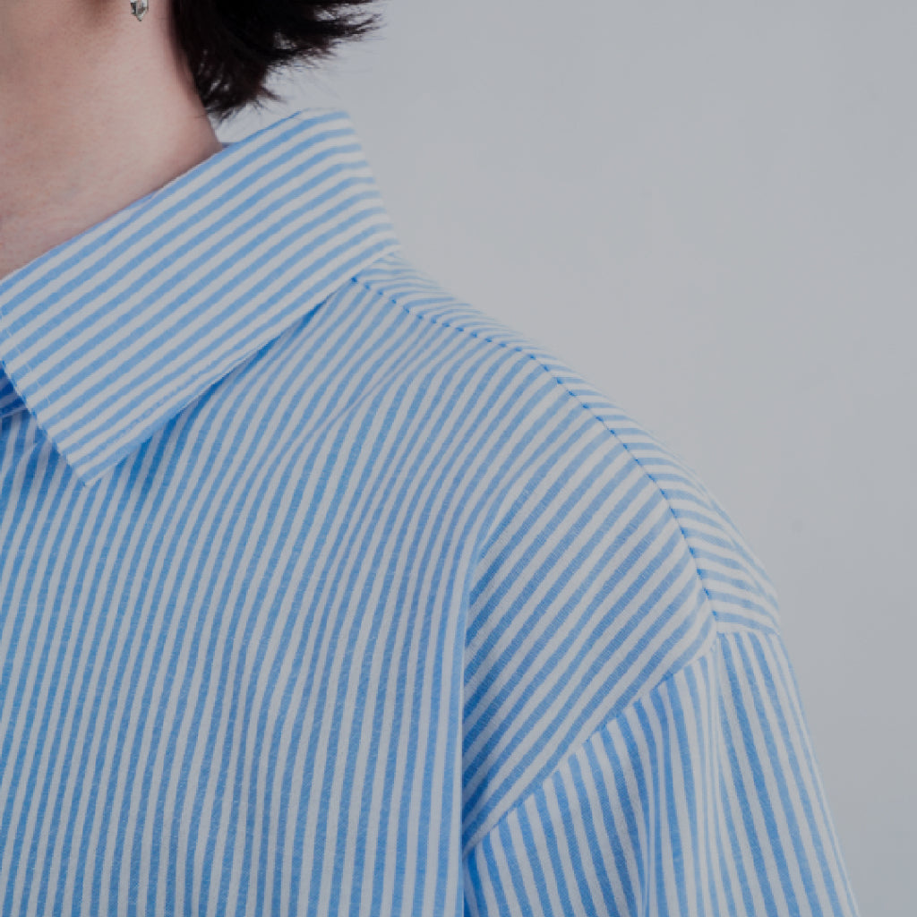 Boxy Shirt Peanut Face Blue Striped Peanut Stain | Kemeja | Unisex