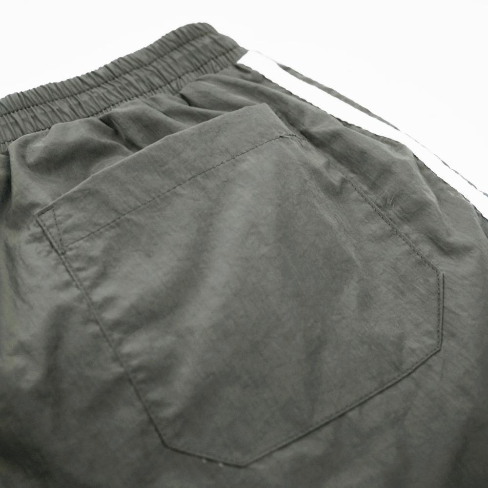 PEANUT STAIN - Nut Running Green Nylon Shorts